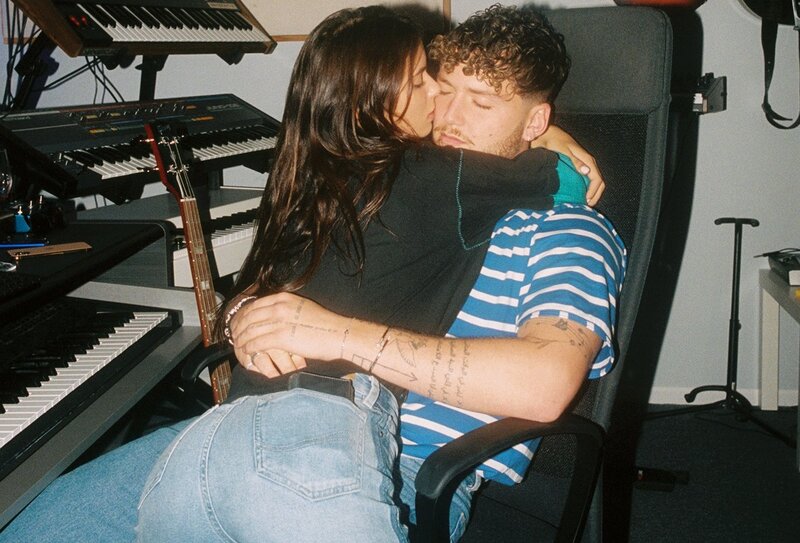 Bazzi So klingt große Liebe Bazzi mit seinem neuen Song "Renee’s Song