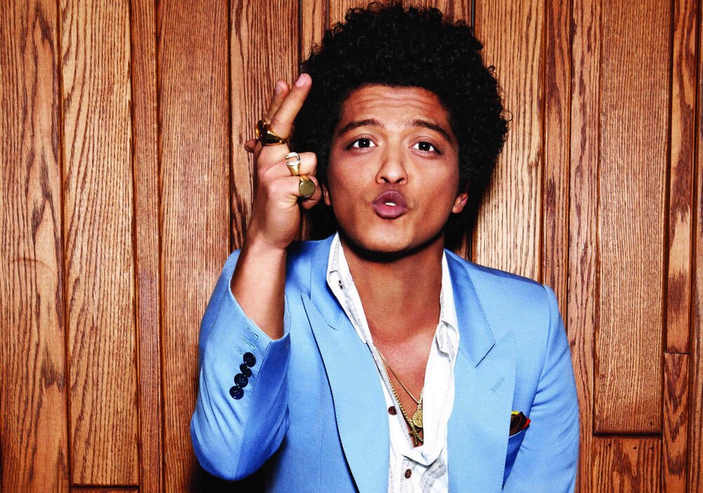 News-Titelbild - Bruno Mars erhält einen Stern auf dem Hollywood Walk of Fame