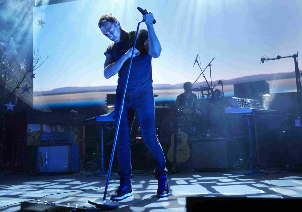 News-Titelbild - Coldplay und James Corden covern Prince-Klassiker "Nothing Compares 2 U"