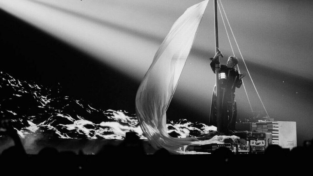News-Titelbild - „From Popera to Brat" - Headliner Interview von ESC-Gewinner JJ