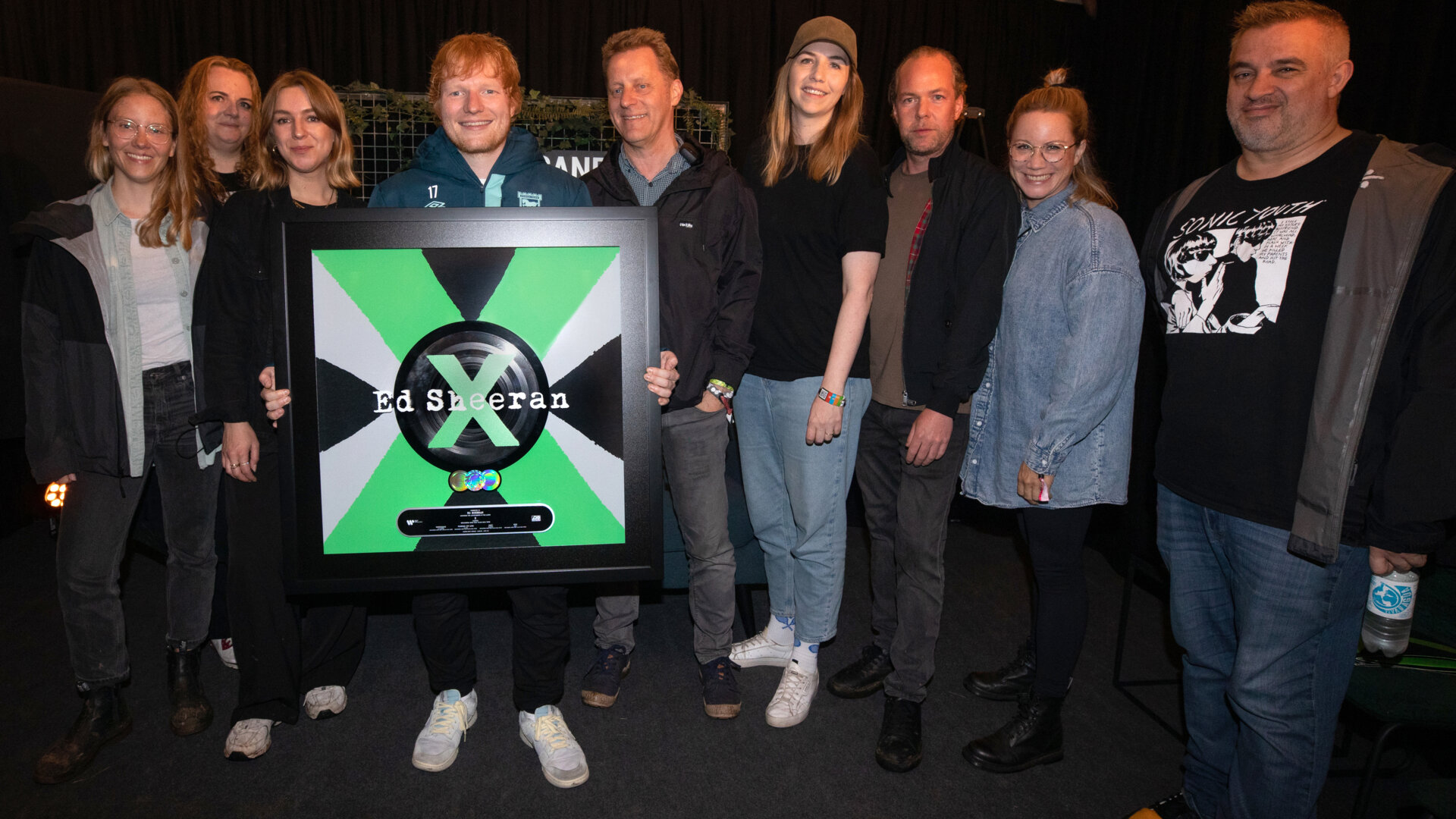 News-Titelbild - Warner Music ehrt Ed Sheeran beim Hurricane Festival