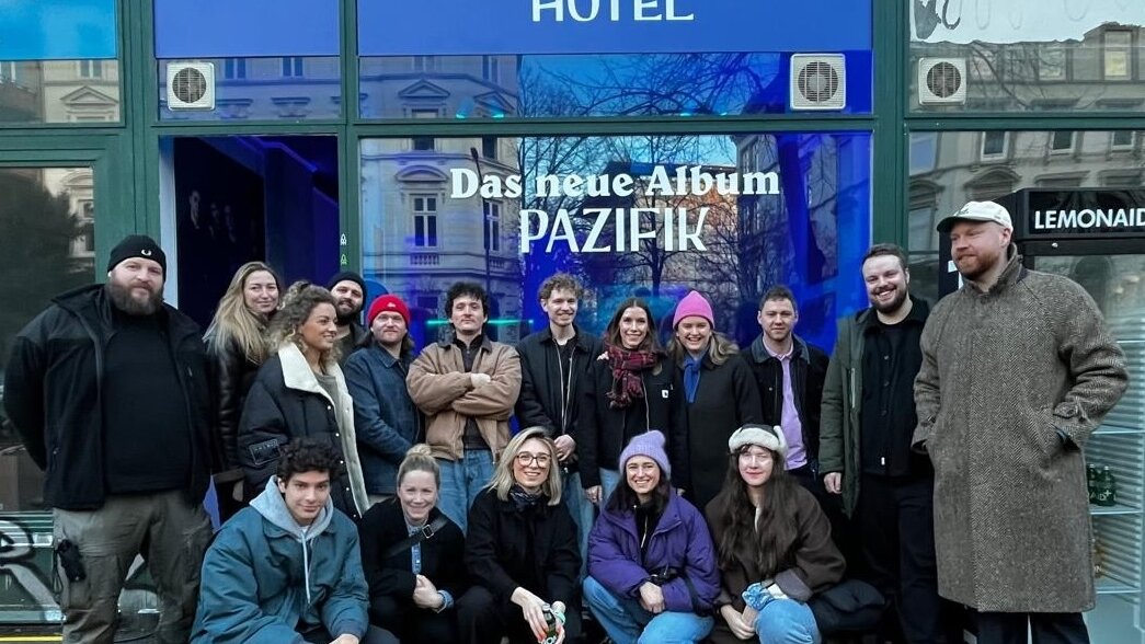 News-Titelbild - Provinz erreichen mit "Pazifik" erstmals Platz 1 der deutschen Album-Charts