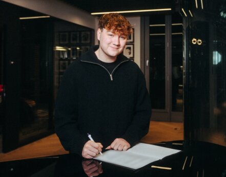 News-Titelbild - Niklas Dee und Bamboo Artists setzen auf Warner Music/ADA