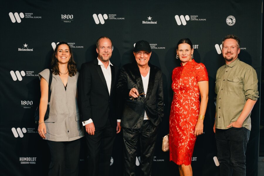 News-Titelbild - Warner Music feiert erstes Jubiläum in Berlin