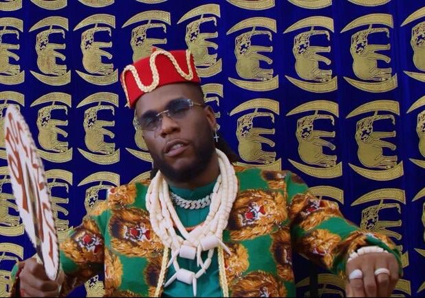 News-Titelbild - Der König und seine Krieger: Burna Boy lässt im Video zu "Odogwu" die afrikanische Musik hochleben