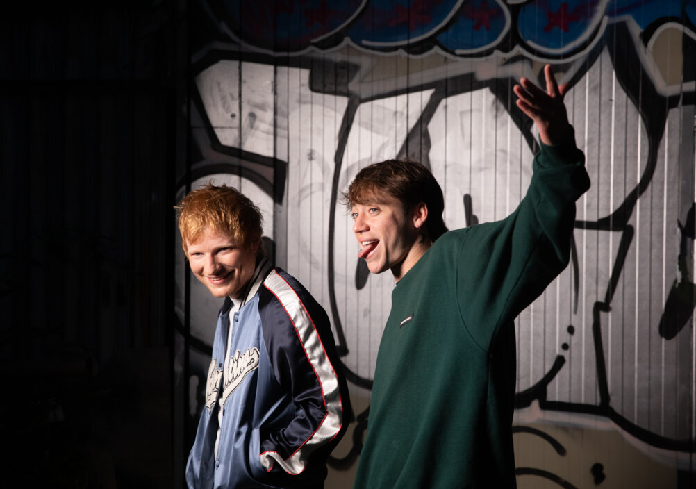News-Titelbild - Paulo Londra und Ed Sheeran laden uns zu einer Nacht voller Geschichten ein