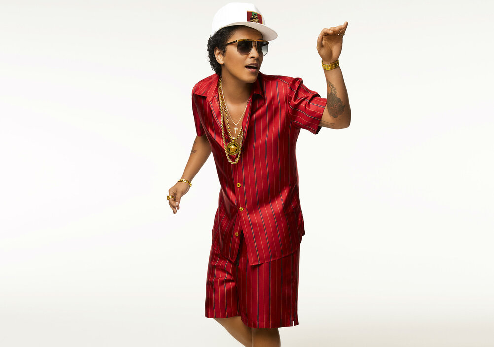 News-Titelbild - Bruno Mars krönte das Finale von "The Voice" (US) mit dieser "24K Magic"-Performance