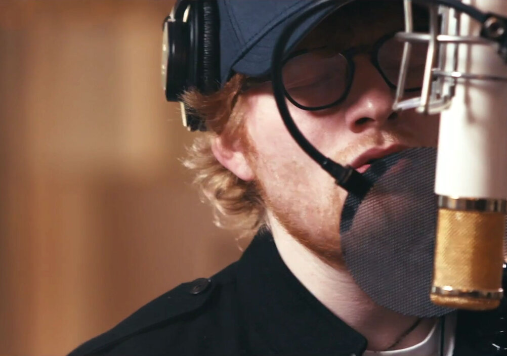 News-Titelbild - Ed Sheeran im Duett im Andrea Bocelli: Seht hier das Video zu "Perfect Symphony"