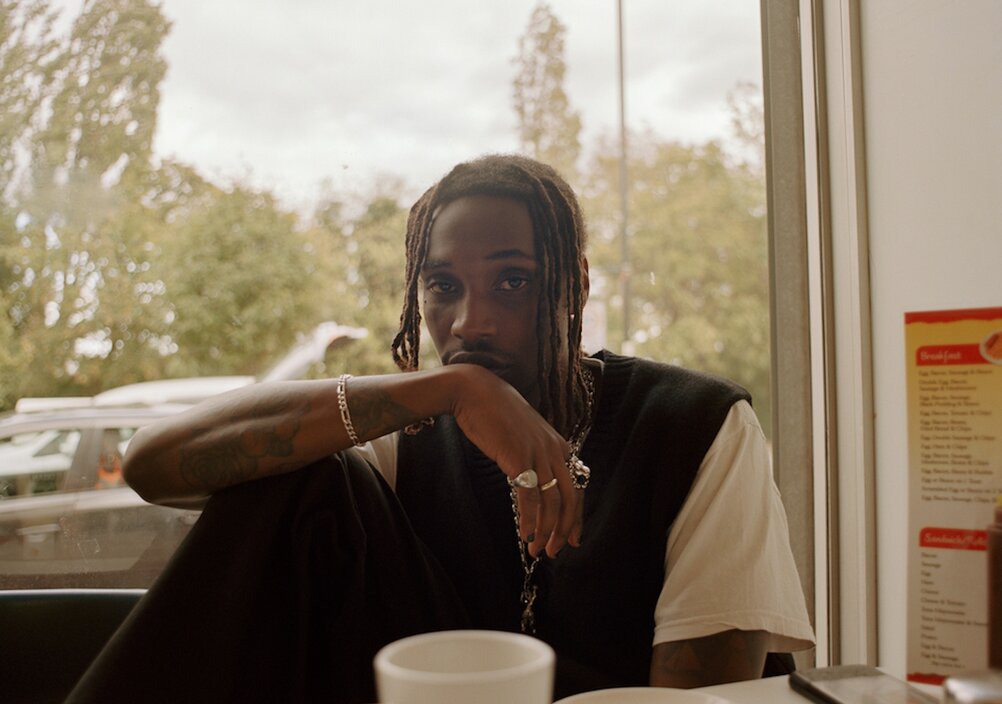 Karl Benjamin Großartige neue R&BStimme aus England Karl Benjamin