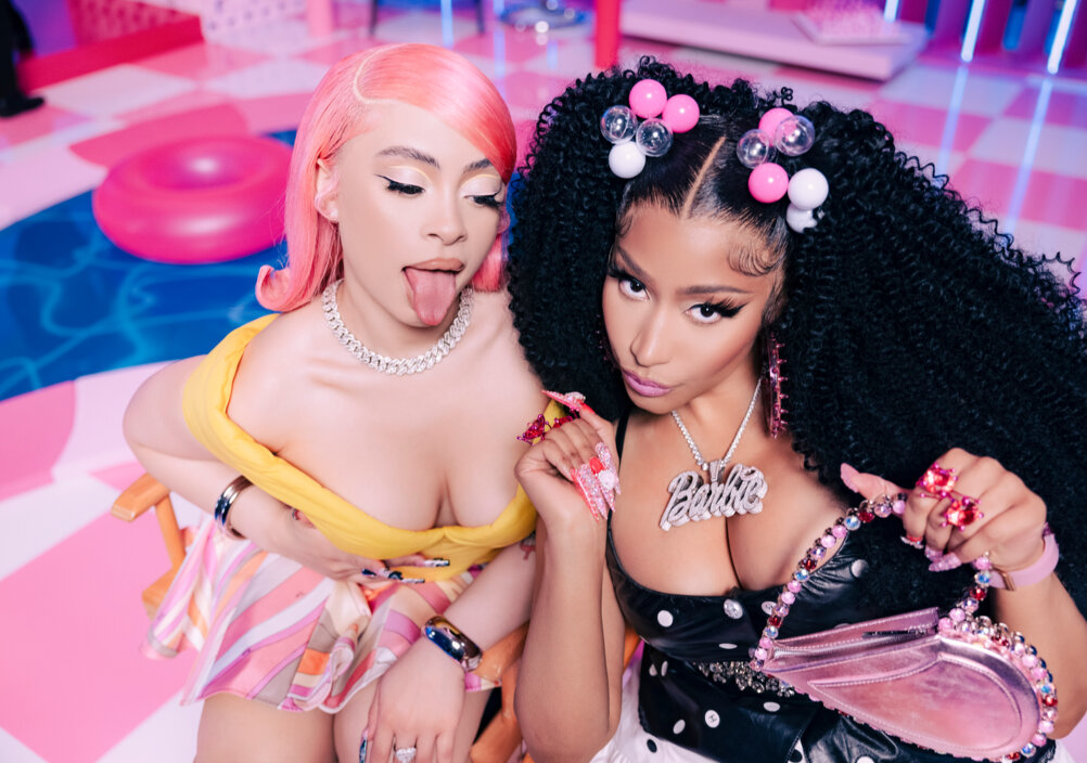 News-Titelbild - Nicki Minaj und Ice Spice übernehmen die "Barbie World" und bringen den Klassiker von Aqua zurück