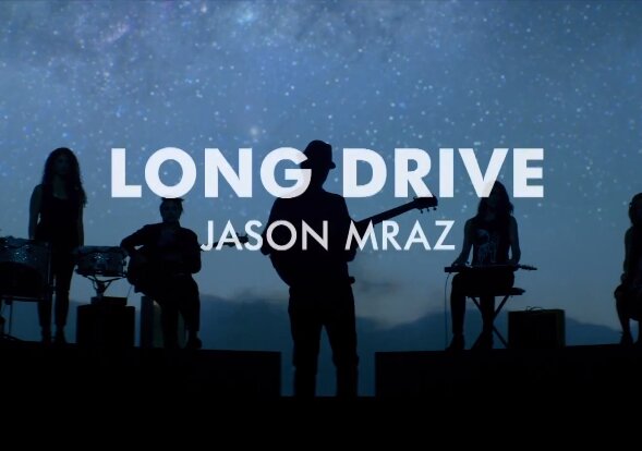 News-Titelbild - Wenn Liebende reisen: Seht das Musikvideo zu "Long Drive"