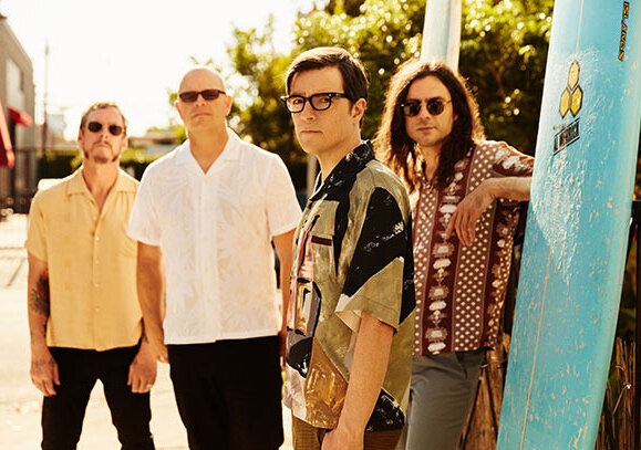 News-Titelbild - In ihrem neuen Song "California Snow" überraschen Weezer mit ungewohnten Klängen