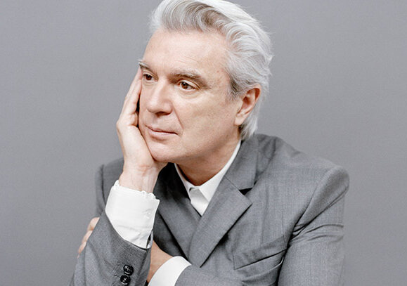 News-Titelbild - "Reasons To Be Cheerful": David Byrne bringt seinen Talk nach Berlin & wir verlosen Tickets