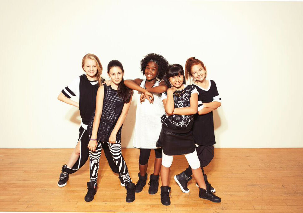 News-Titelbild - Dürfen wir vorstellen: L2M, die neue Pop-Girlgroup bei Warner Music