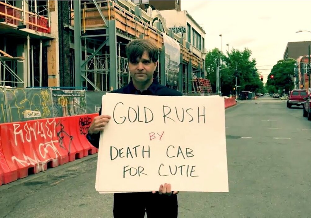 News-Titelbild - Für das Lyric Video zu "Gold Rush" schrieb sich Ben Gibbard einen Wolf