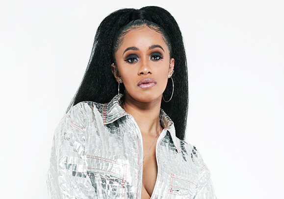 News-Titelbild - Die erste Frau überhaupt mit fünf Songs in den amerikanischen Hot R&B/Hip-Hop-Charts
