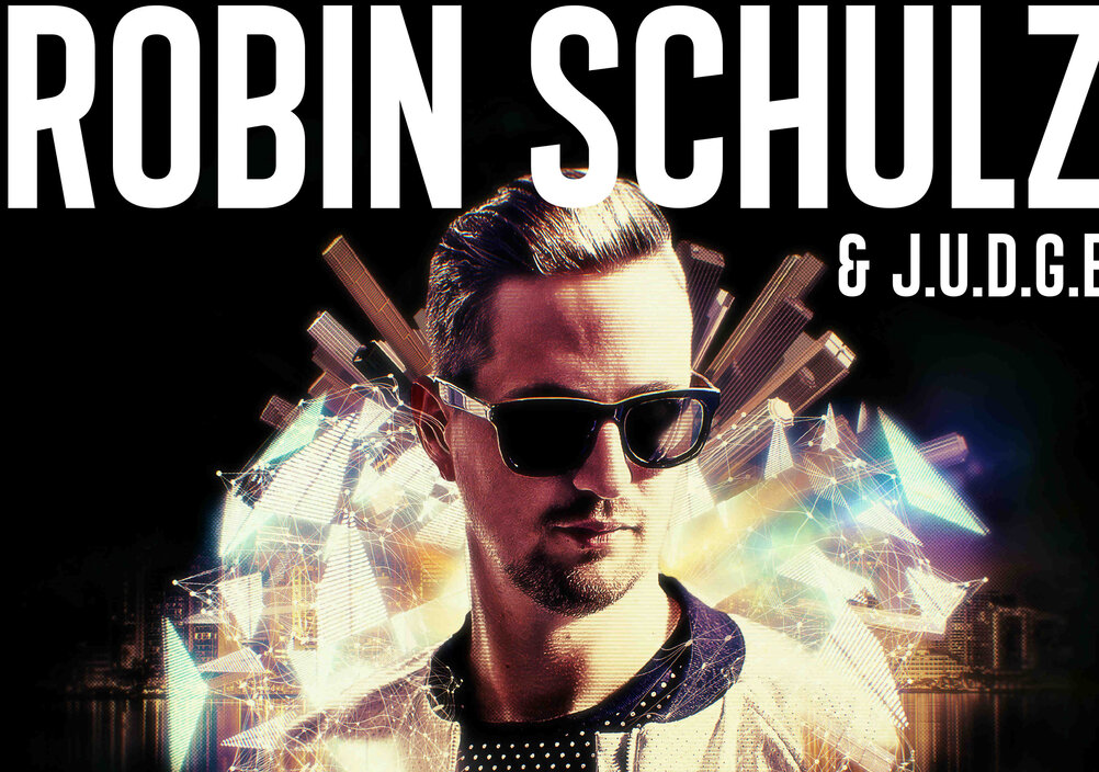 Guetta robin schulz on repeat. Робин Шульц. Robin Schulz 2024. Робин Шульц диджей. Show me Love Robin Schulz.