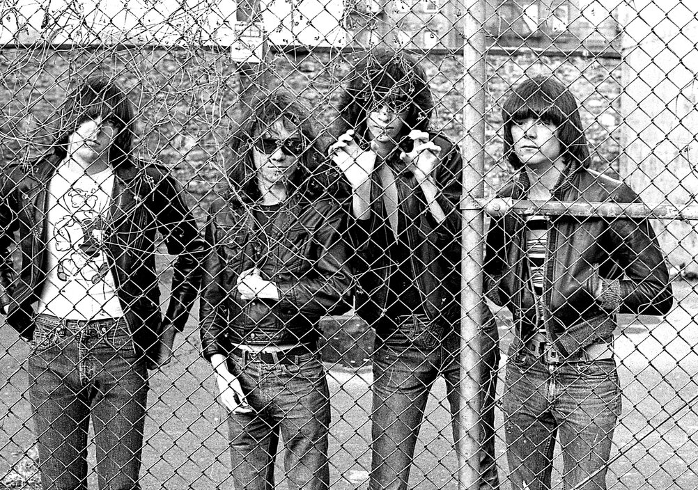 Ramones Die Ramones bekommen eine eigene Straße in New York Warner