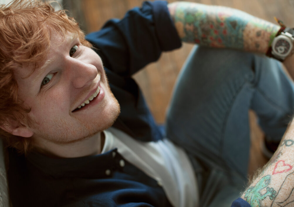 News-Titelbild - Im Trailer zur Doku "Songwriter" taucht ihr tief in Ed Sheerans Leben und Kreativprozess ein