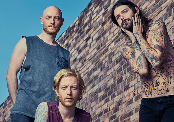News-Titelbild - Biffy Clyro covern Christine and The Queens’ "Tilted" in der BBC Live Lounge