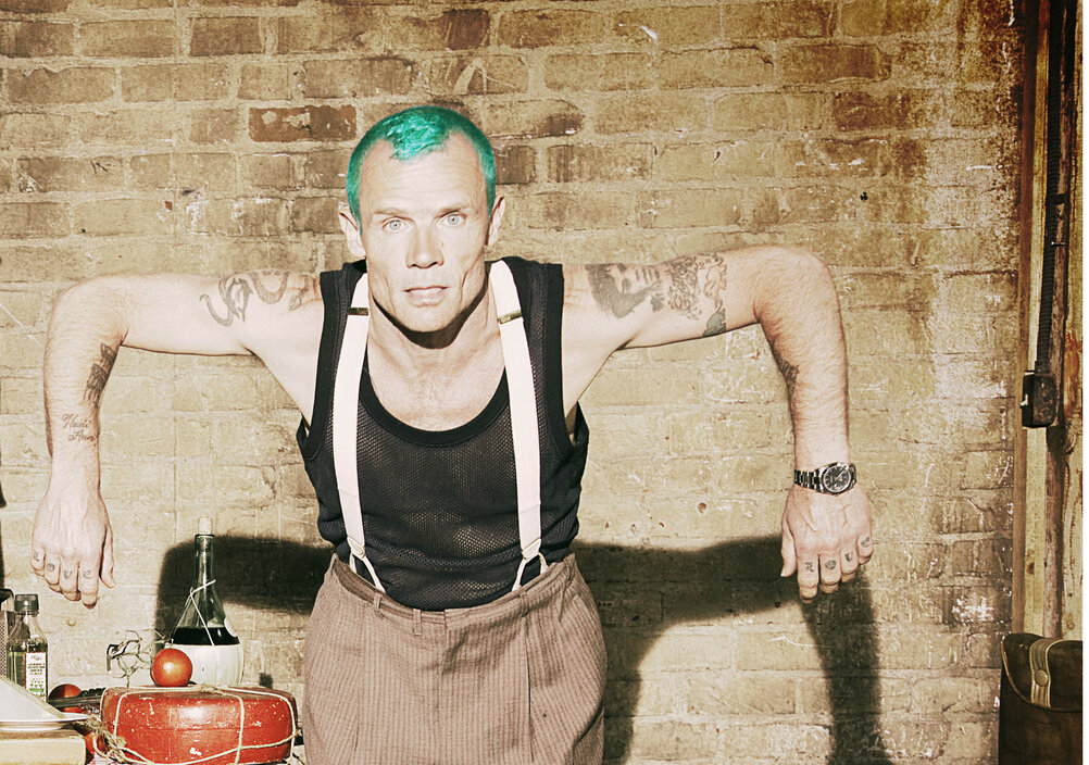 News-Titelbild - Flea verewigt David Bowie als Tattoo auf seinem Arm