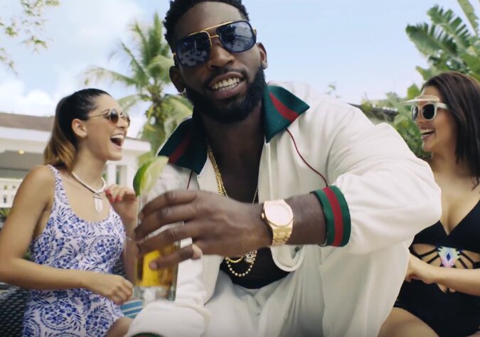 News-Titelbild - Ab in die Karibik: Tinie Tempah und sein Musikvideo zu "Mamacita"