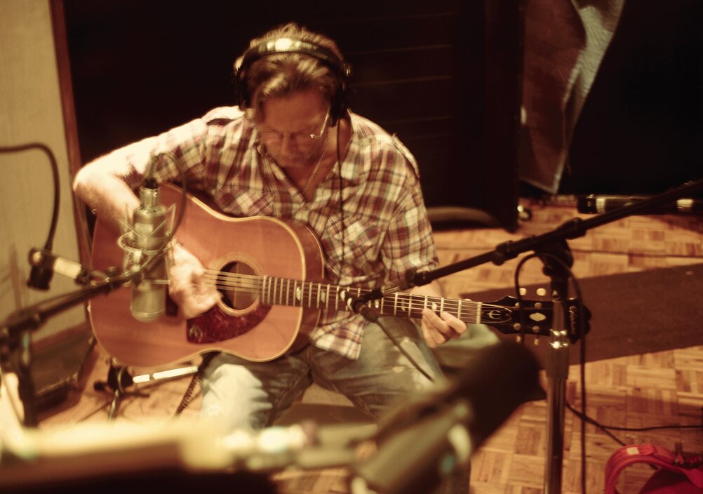 News-Titelbild - Der englische Ausnahmemusiker veröffentlicht neues Studio-Album "Clapton"