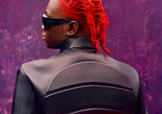 News-Titelbild - Faszinierend androgyne Stimme und UK-Drill-Beats: Darkoo überzeugt mit ihrer neuen Single "Always"