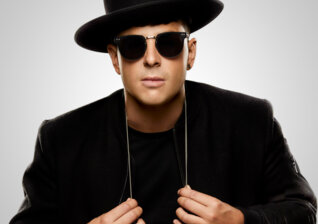 News-Titelbild - Timmy Trumpets Remix von Hooligan Hefs "Send It!" lässt keinen Stein auf dem anderen