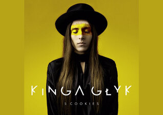 News-Titelbild - Dieses Session-Video mit dem neuen Song "5 Cookies" zeigt Kinga Glyks Virtuosität am Bass