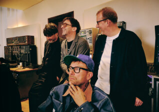 News-Titelbild - Erstes Album seit acht Jahren: „The Ballad of Darren“ von Blur erscheint am 21. Juli