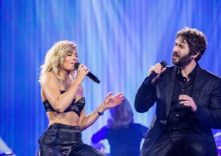 News-Titelbild - "Danke an dich lieber Josh, dass du mich gefragt hast": Helene Fischer singt im neuem Song "I’ll Stand By You" mit