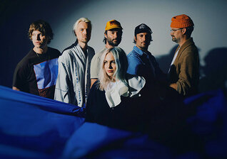 News-Titelbild - Zwei Songs vom neuen Album "Every Shade of Blue" bei "Jimmy Kimmel Live!"