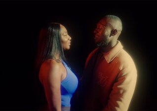 News-Titelbild - Emotionale Superstar-Kollaboration: Aya Nakamura & Stormzy im Video zu "Plus Jamais"