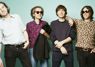 News-Titelbild - So klang "Ti Amo" in seine Entstehungsphase: Phoenix teilen Demos diverser Songs