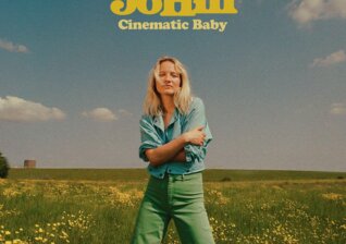 News-Titelbild - Zwischen Landmagie und Kleinstadttragödie: Jo Hills neue EP "Cinematic Baby"