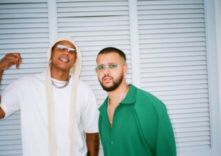 News-Titelbild - Ataypapi & PRONTO schicken den Sommer mit "Whine & Kotch" in die Verlängerung