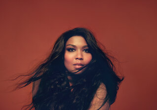 News-Titelbild - 8 Nominierungen! Lizzo führt die Liste für die Grammy Awards 2020 an