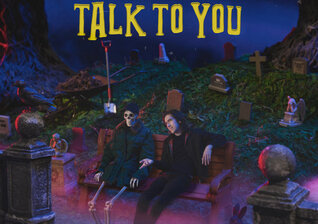 News-Titelbild - Könnte er doch mit seiner Vergangenheit Kontakt aufnehmen, wünscht sich Ricky Montgomery in "Talk to You"