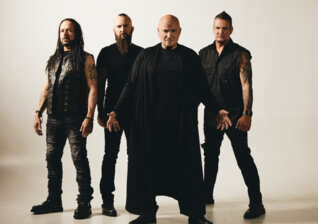 News-Titelbild - Jetzt das Musikvideo zur Single "Unstoppable" ansehen