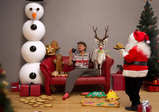 News-Titelbild - Weihnachten mal anders – mit "Rian allein zu Haus"