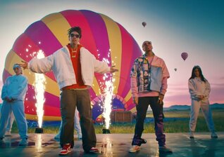 News-Titelbild - Hallo Heißluftballons! Wiz Khalifa und Tyga heben im Video zu ihrem Song "Contact" ab