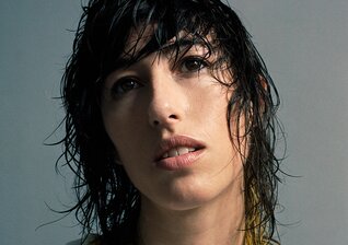 News-Titelbild - In Drew Sycamores Kopf tobt ein "Jungle": Hier das Musikvideo zum slicken neuen Song sehen