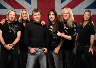 News-Titelbild - Sound- und bildgewaltiger als mit dem Song + Video „The Writing On The Wall“ hätten sich Iron Maiden nicht aus ihrer 6-jährigen Pause zurückmelden können