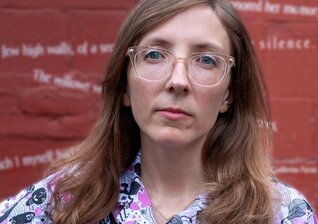 News-Titelbild - Gitarristin und Komponistin Mary Halvorson debütiert auf Nonesuch Records