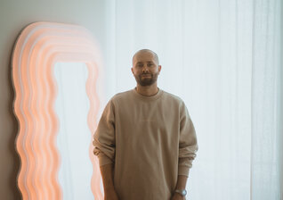 News-Titelbild - David Puentez bringt seinen neuen Track "All My Life" auf die Welt – und es ist ein Banger