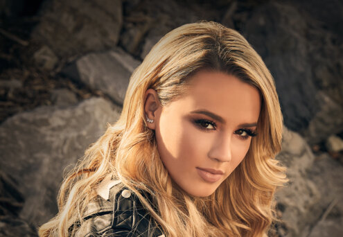 News-Titelbild - Gabby Barrett kündigt neues Album "Chapter & Verse" für 2. Februar 2024 an