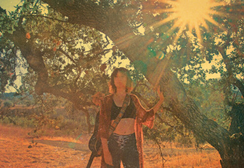 News-Titelbild - Das Grammy-nominierte Album: Molly Tuttles "Crooked Tree" jetzt als erweiterte Deluxe-Version erhältlich