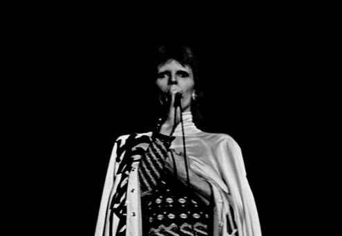 News-Titelbild - Die legendäre letzte Ziggy-Stardust-Show wird erstmals in voller Länge verfügbar gemacht