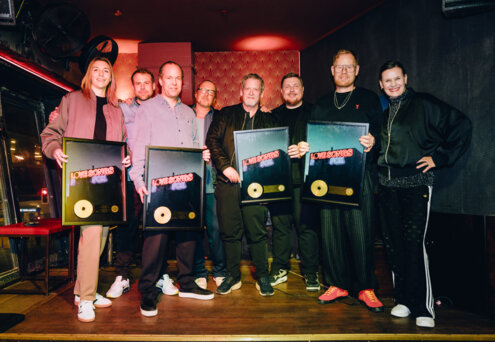 News-Titelbild - Peter Fox: Goldregen und Doku-Premiere in Berlin